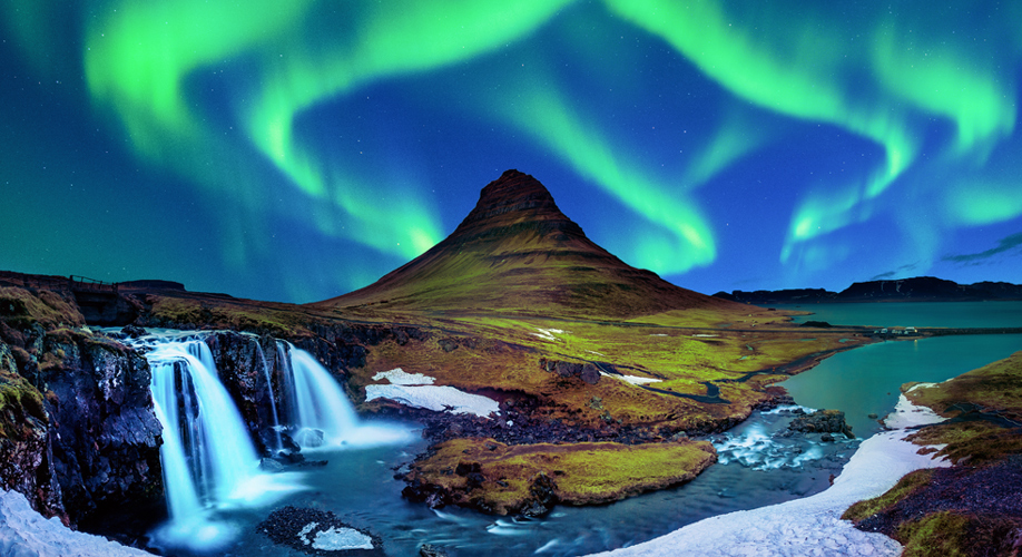 Don’t Miss These 7 Iceland Holiday Activities