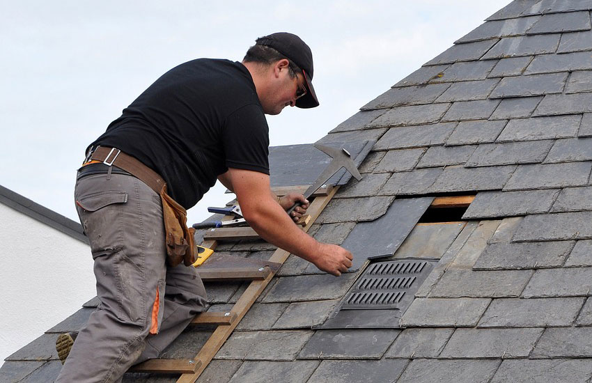 Roofing Contractor: A Smarter Guide to Protecting Your Milwaukee Home