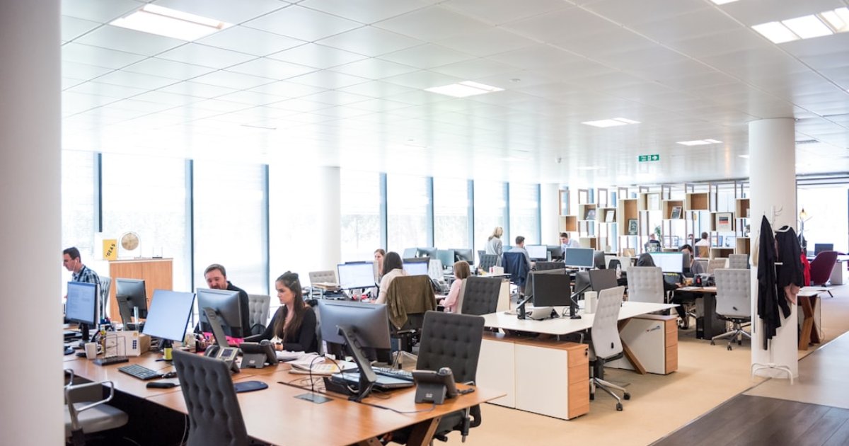 The Future of Work: 6 Trends Reshaping Business
